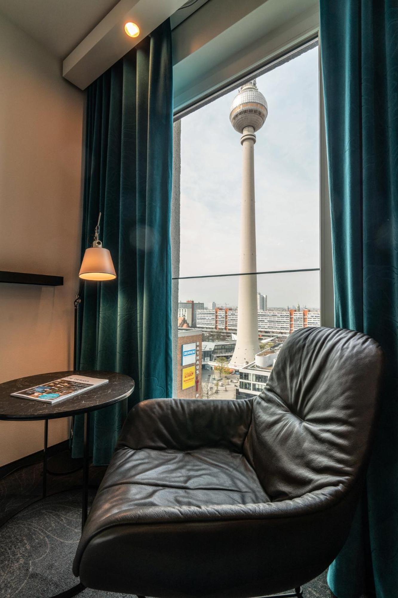 Motel One Berlin-Alexanderplatz Exterior foto